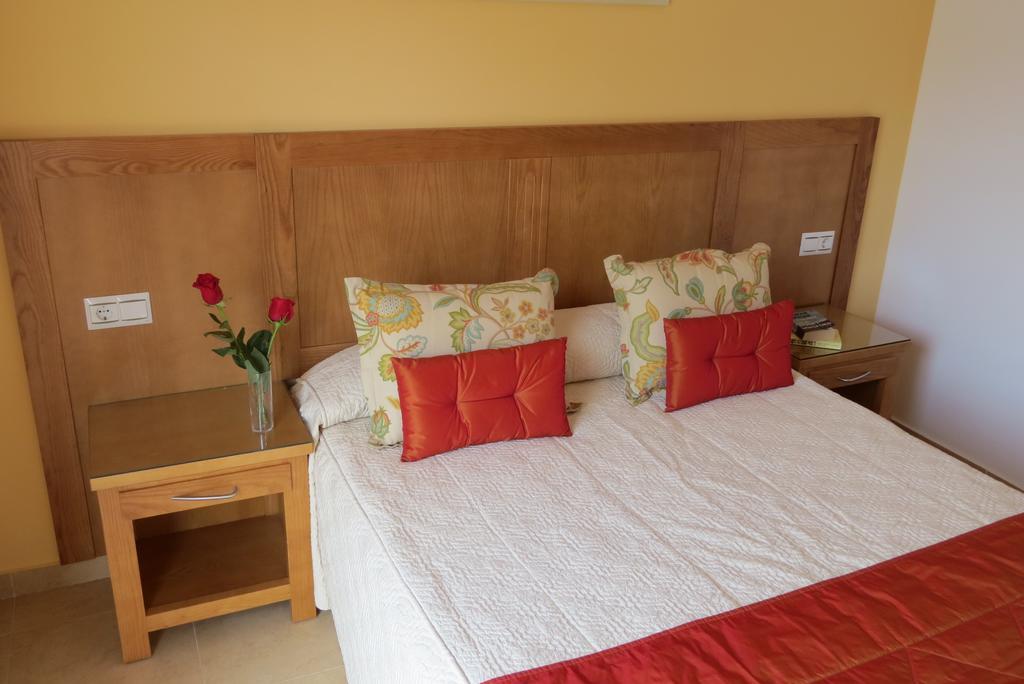 Apartamentos Turisticos Las Yucas Торре-дель-Мар Экстерьер фото